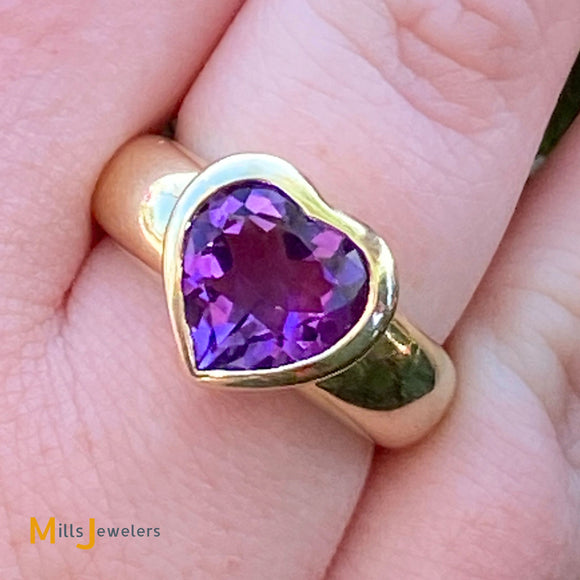 14K Yellow Gold 2.19ct Heart Cut Amethyst Solitaire Ring Size 6