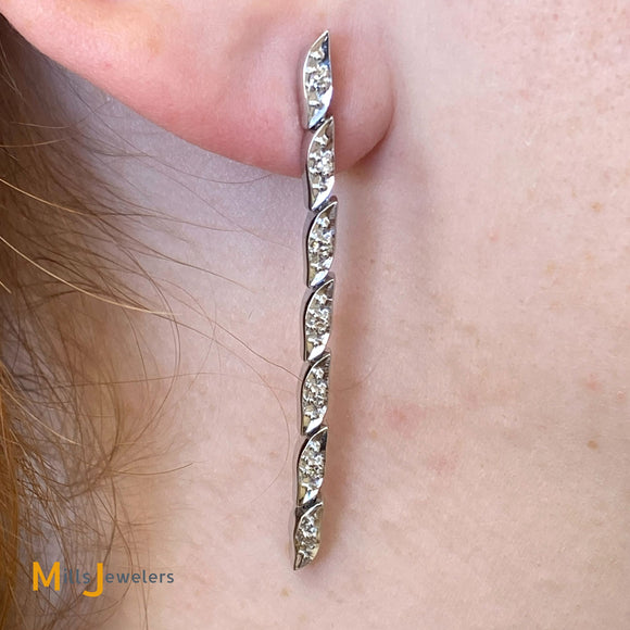 14k white gold 0.21ctw diamond dangle earrings