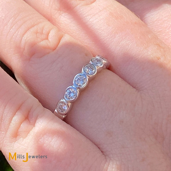 14K White Gold Round Brilliant 0.80ctw Diamond Band Ring Size 6.75