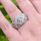 18K Pave 0.81cts White Diamonds 1.17cts Brown Diamonds Ring Size 8