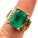Vintage 14K Yellow Gold 4.54ct Columbian Emerald and 0.36ctw Diamond Cocktail Ring Size 7