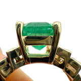 Vintage 14K Yellow Gold 4.54ct Columbian Emerald and 0.36ctw Diamond Cocktail Ring Size 7