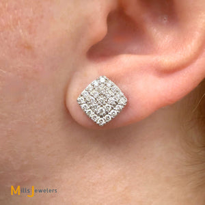 14K White Gold 0.75ctw Diamond Cluster Post Earrings