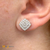 14K White Gold 0.75ctw Diamond Cluster Post Earrings
