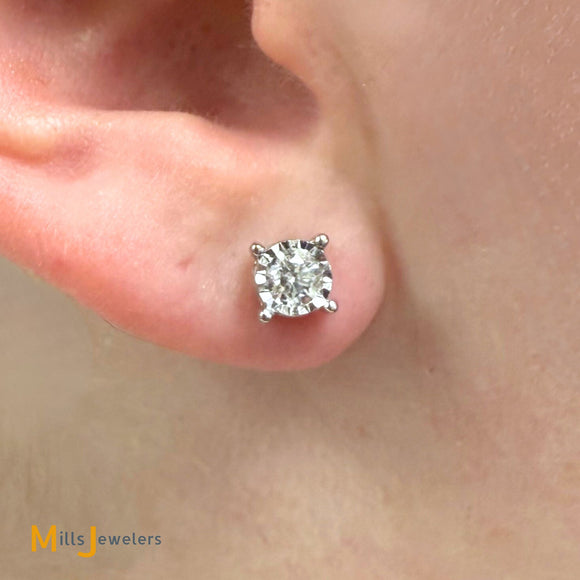Signed SK 14K White Gold 0.80ctw Diamond Post Screwback Earrings