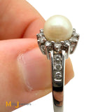 Vintage 14K White Gold 0.21ctw Diamond and 1.6ct Cultured Pearl Halo Ring Size 8