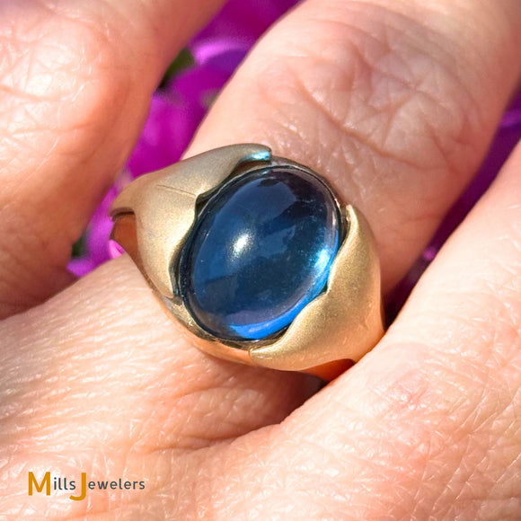 Torgny & Co. 14K Yellow Gold 6.58ct Blue Topaz Cabochon Signet Ring Size 8.5