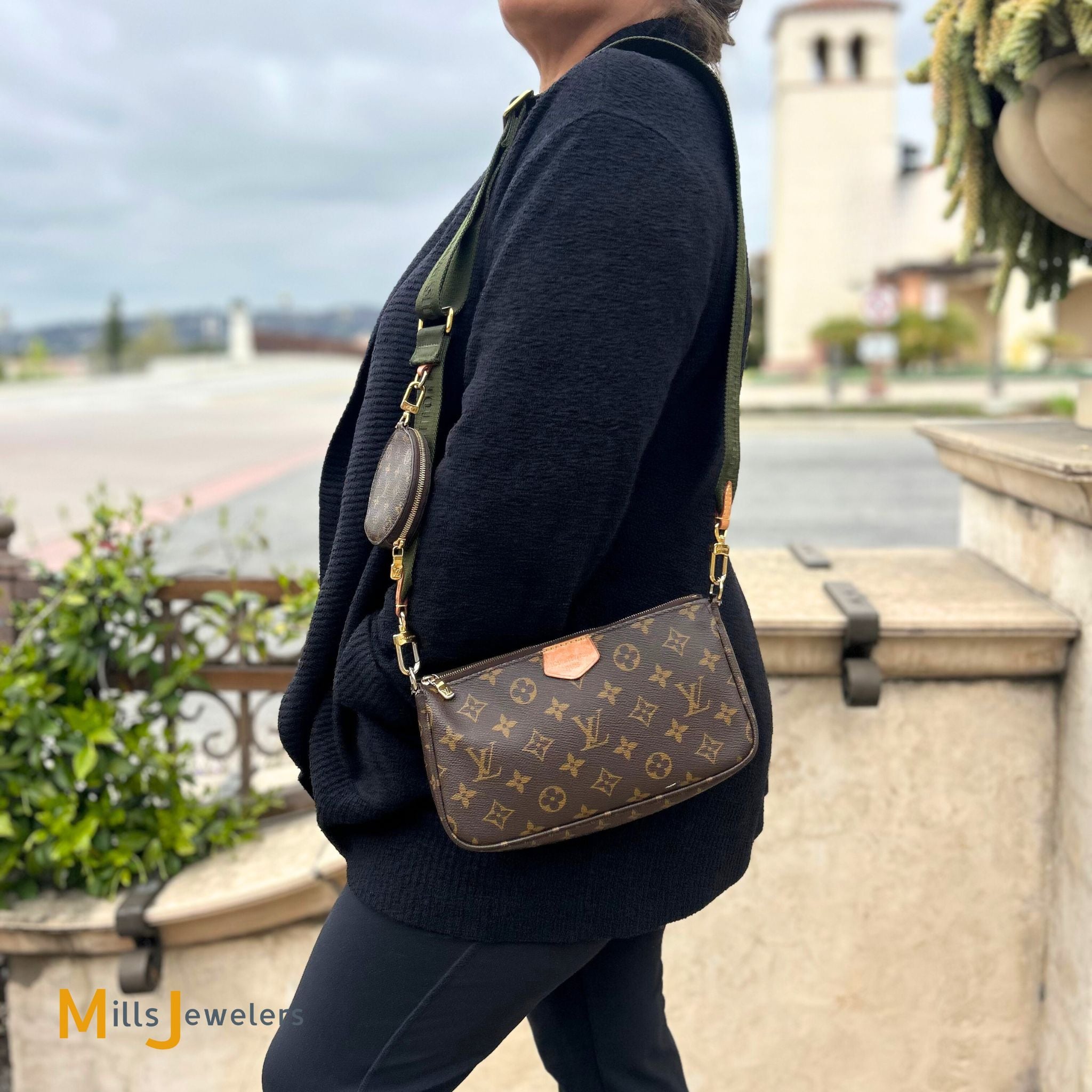 Louis Vuitton Multi Pochette Accessoires Monogram Canvas Khaki Handbag –  Mills Jewelers \u0026 Loan