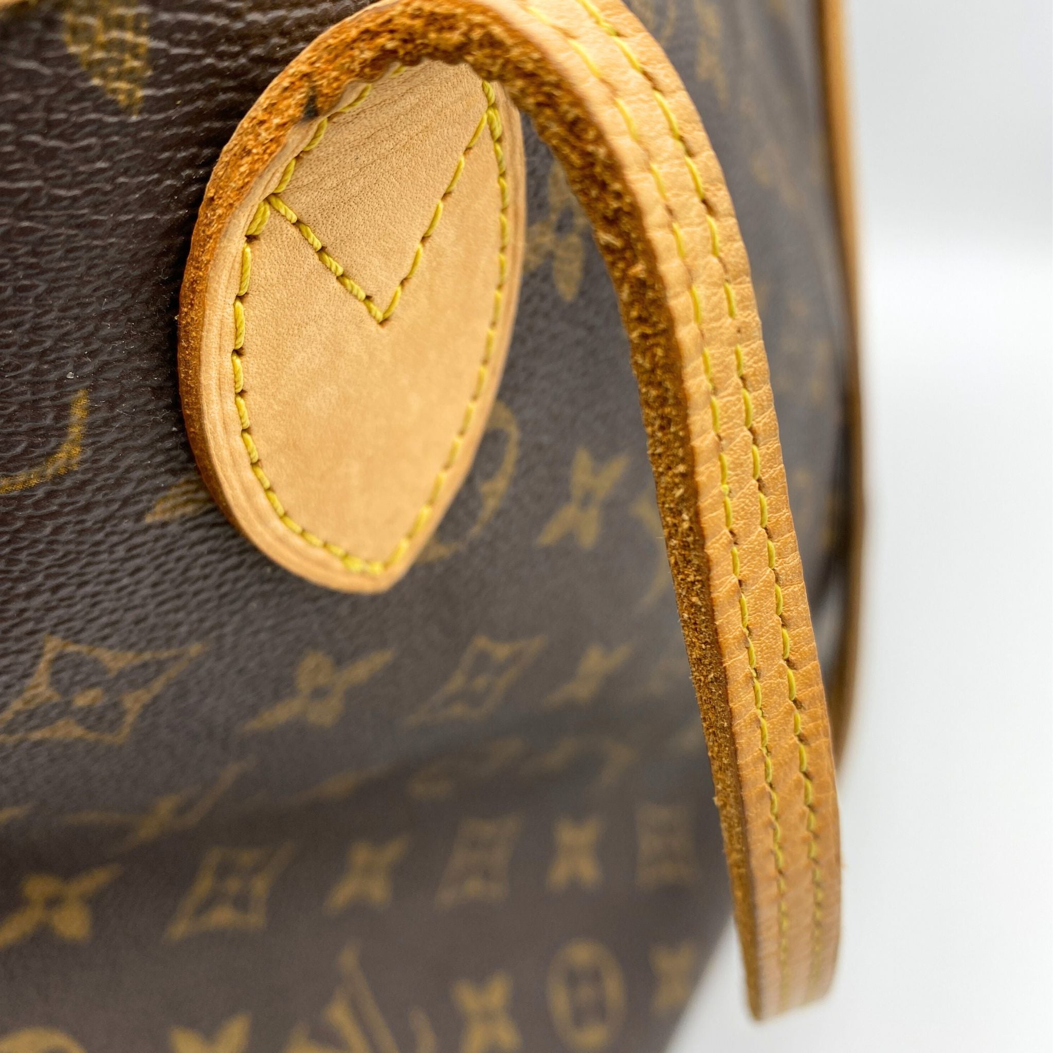 LOUIS VUITTON Neverfull MM Monogram Canvas Tote Bag Brown