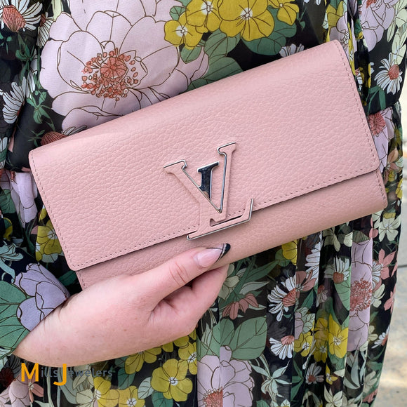 Louis Vuitton Portefeuille Capucines Magnolia Taurillon Leather Wallet 2019