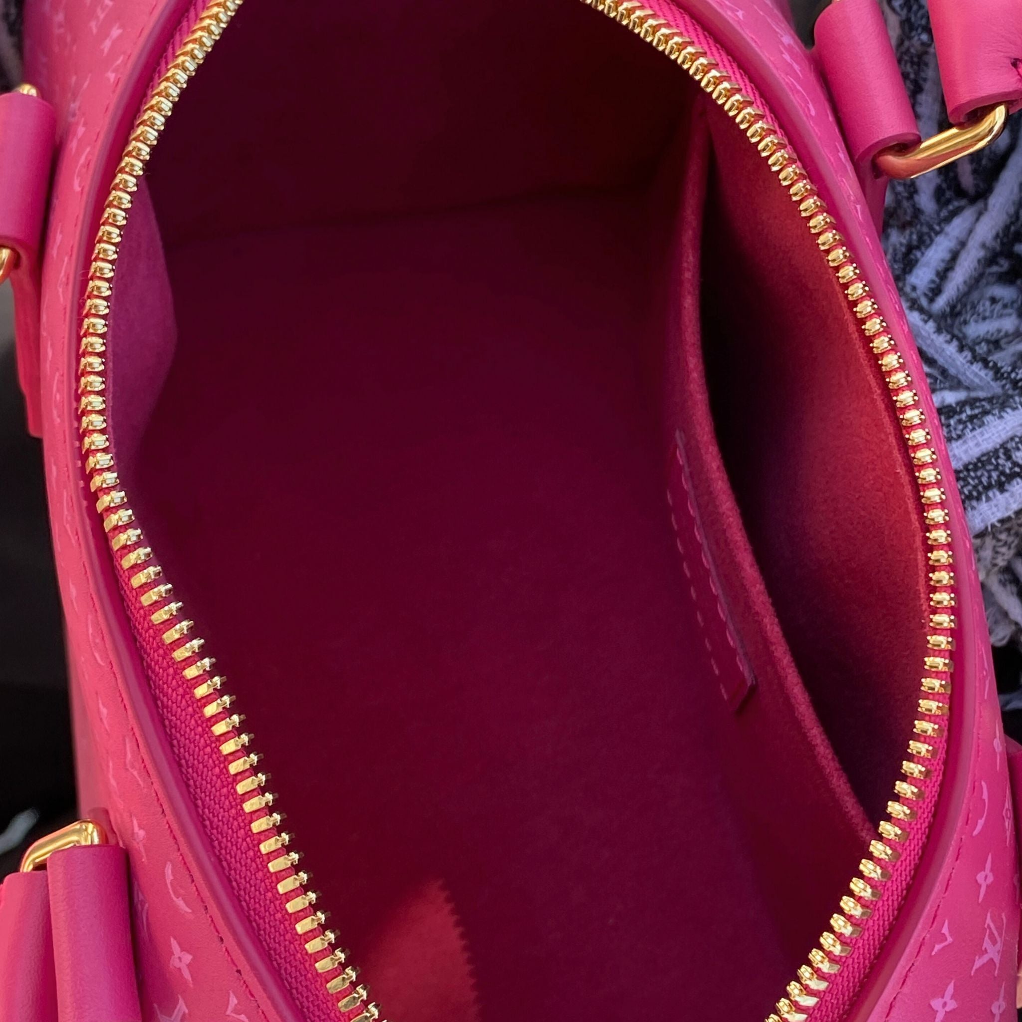 LOUIS VUITTON MONOGRAM Empreinte Speedy 25 Pink Red Shoulder Bag