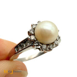Vintage 14K White Gold 0.21ctw Diamond and 1.6ct Cultured Pearl Halo Ring Size 8