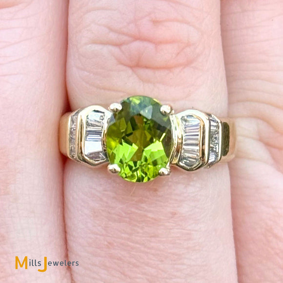 14k Yellow Gold 1.76ct Oval Peridot 0.24ctw Diamond Cocktail Ring Size 6.25