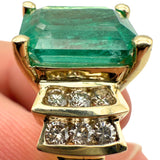 Vintage 14K Yellow Gold 4.54ct Columbian Emerald and 0.36ctw Diamond Cocktail Ring Size 7