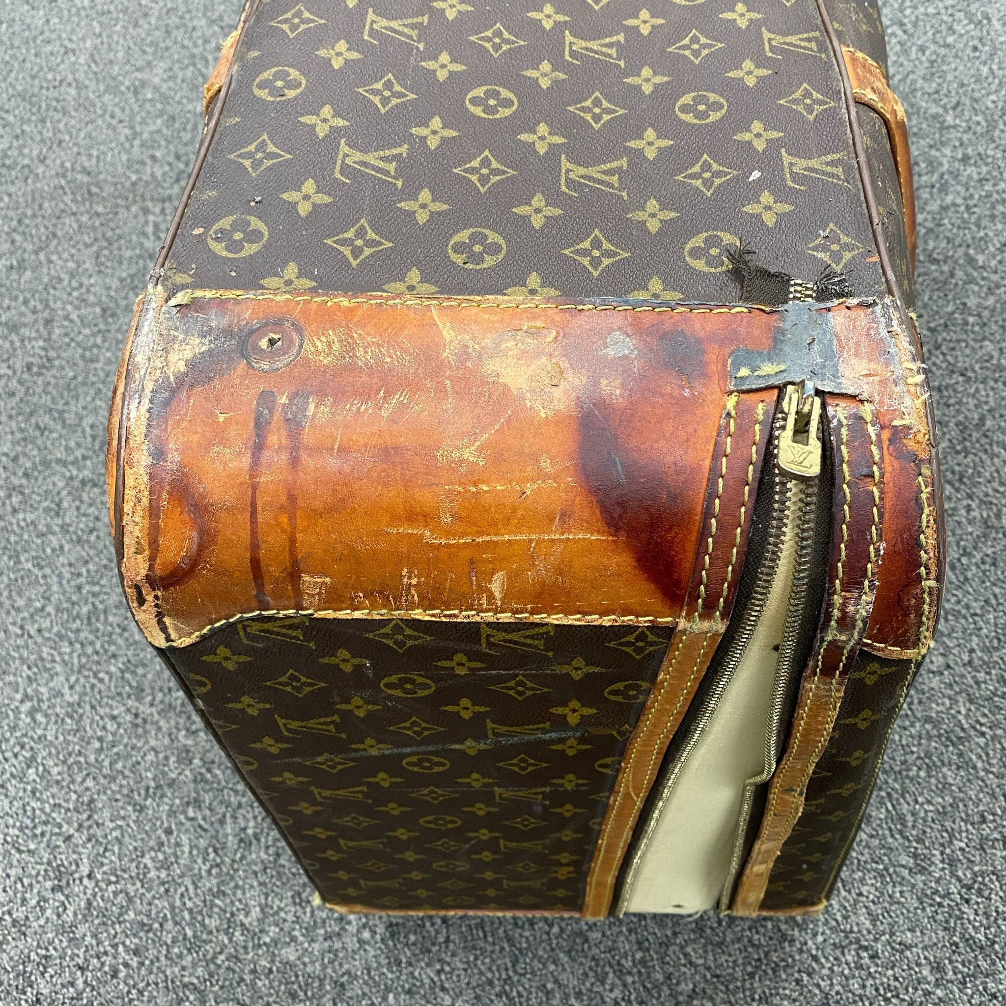 Louis vuitton best sale small suitcase